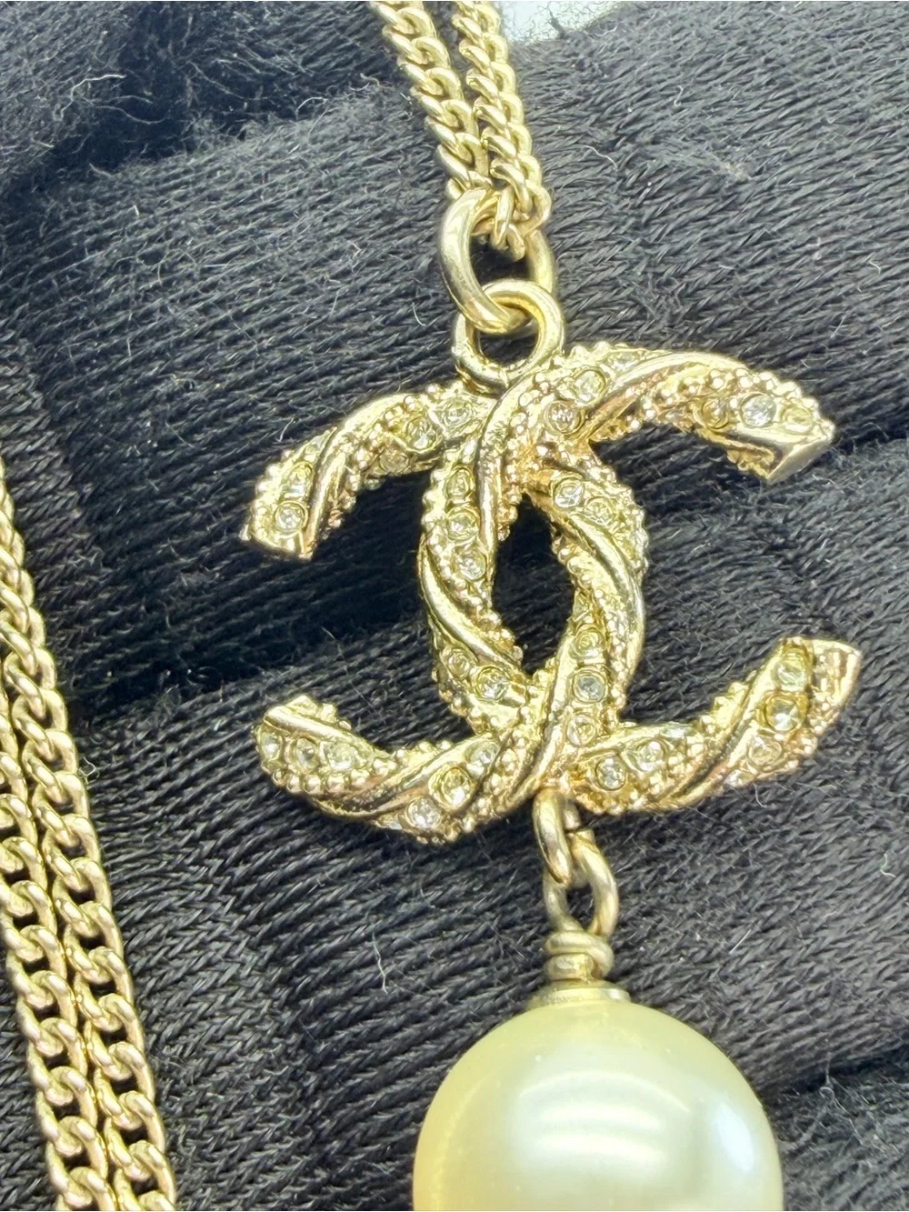 Chanel CC Crystal Pearl Gold Tone Pendant Necklace